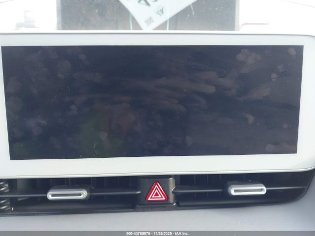 Hyundai Ioniq Sel Image 11